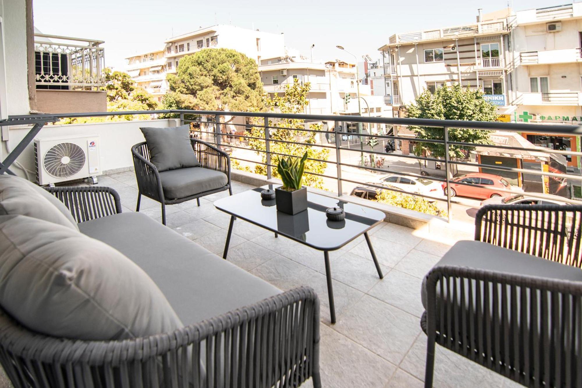 Flats Avenue 236 Apartment อเล็กซานโดรโพลิส ภายนอก รูปภาพ